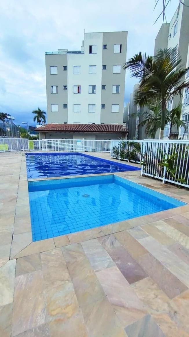 Apartamento Com Piscina Churrasqueira Em Ubatuba Lejlighed Eksteriør billede